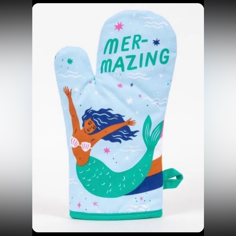 Brand new with tags Blue Q oven mitt.  Mermazing